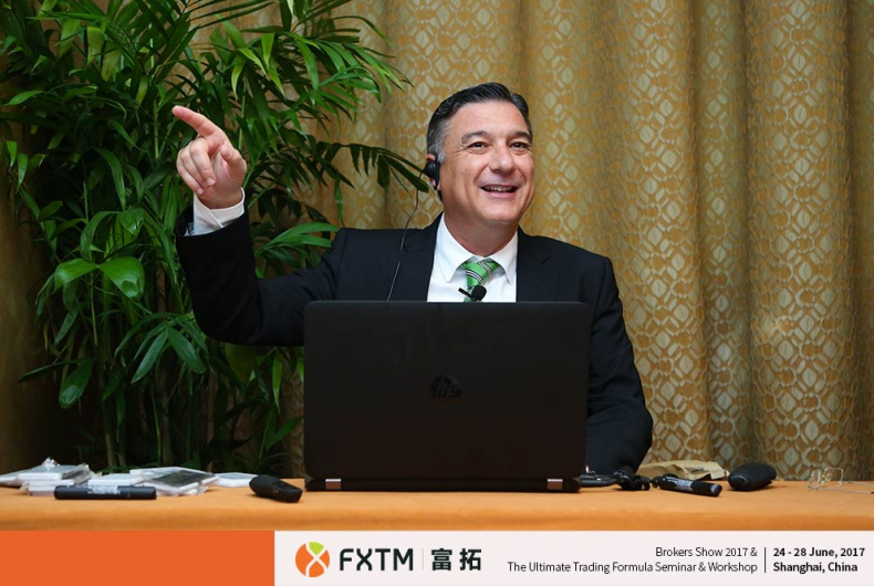 FXTM富拓在2017上海高端外汇展&研讨会中大放异彩20.png