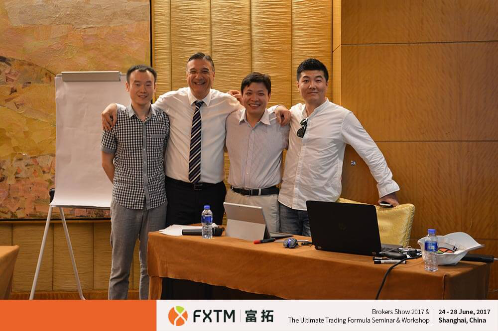 FXTM富拓在2017上海高端外汇展&研讨会中大放异彩34.png