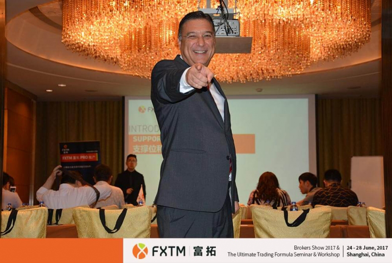 FXTM富拓在2017上海高端外汇展&研讨会中大放异彩18.png