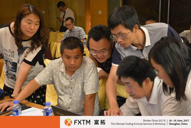 FXTM富拓在2017上海高端外汇展&研讨会中大放异彩25.png