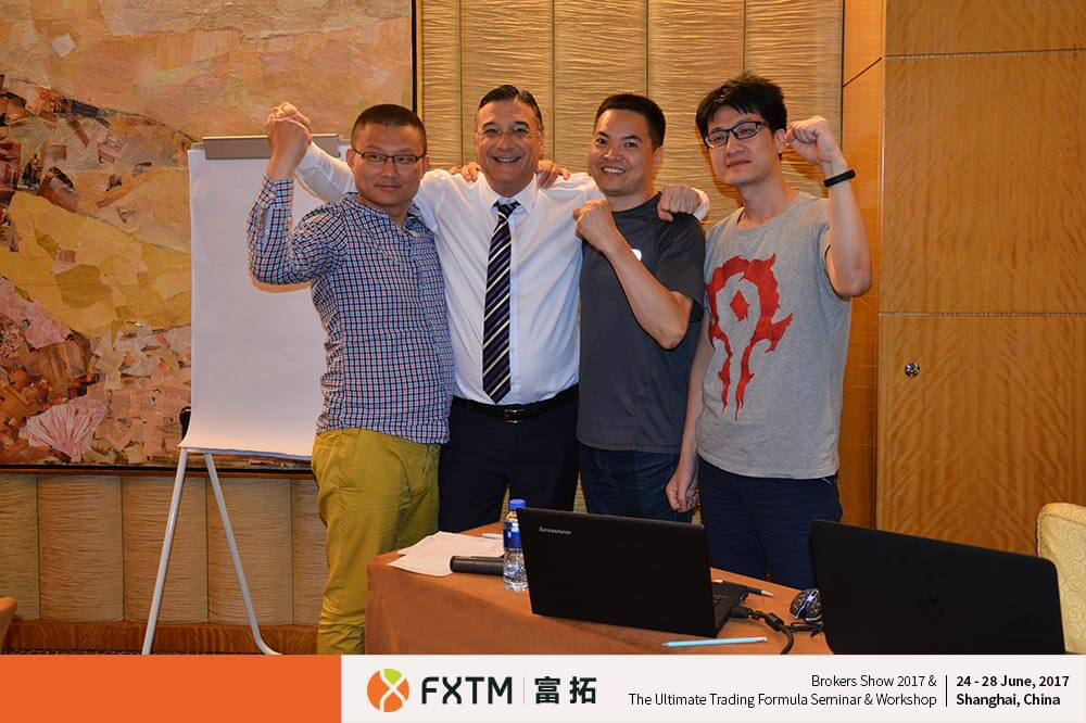 FXTM富拓在2017上海高端外汇展&研讨会中大放异彩36.png