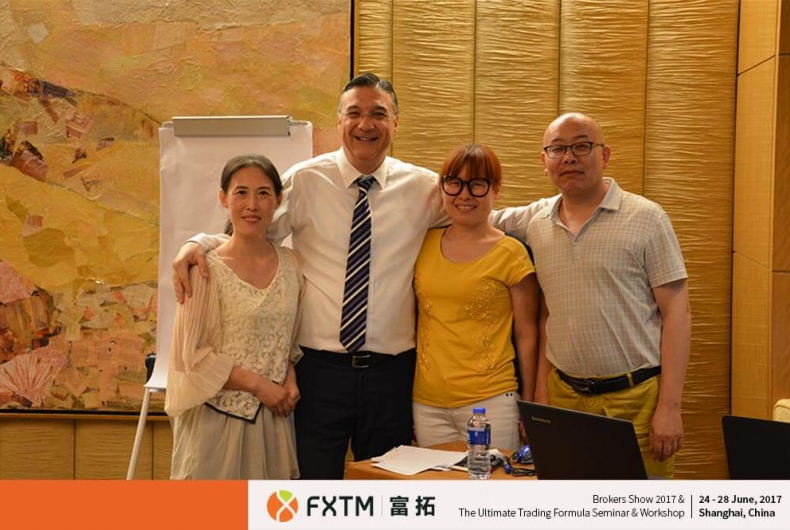 FXTM富拓在2017上海高端外汇展&研讨会中大放异彩35.png